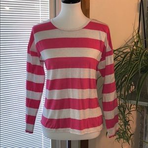 Old Navy Relaxed Long Sleeve Tee